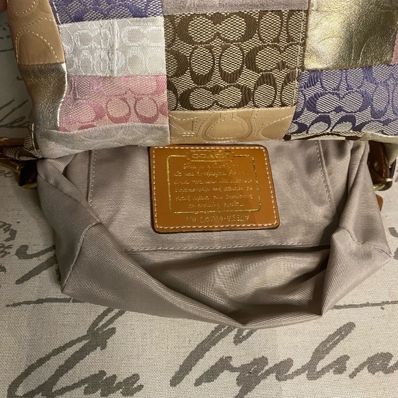 EUC Coach Vintage Color Block Shoulder Bag - Picture 12 of 12